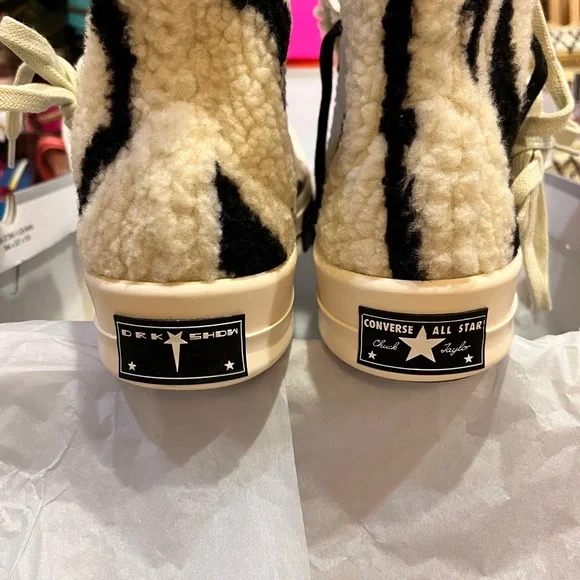 Converse Women's Black and White Furry High-Tops - Picture 8 of 11
